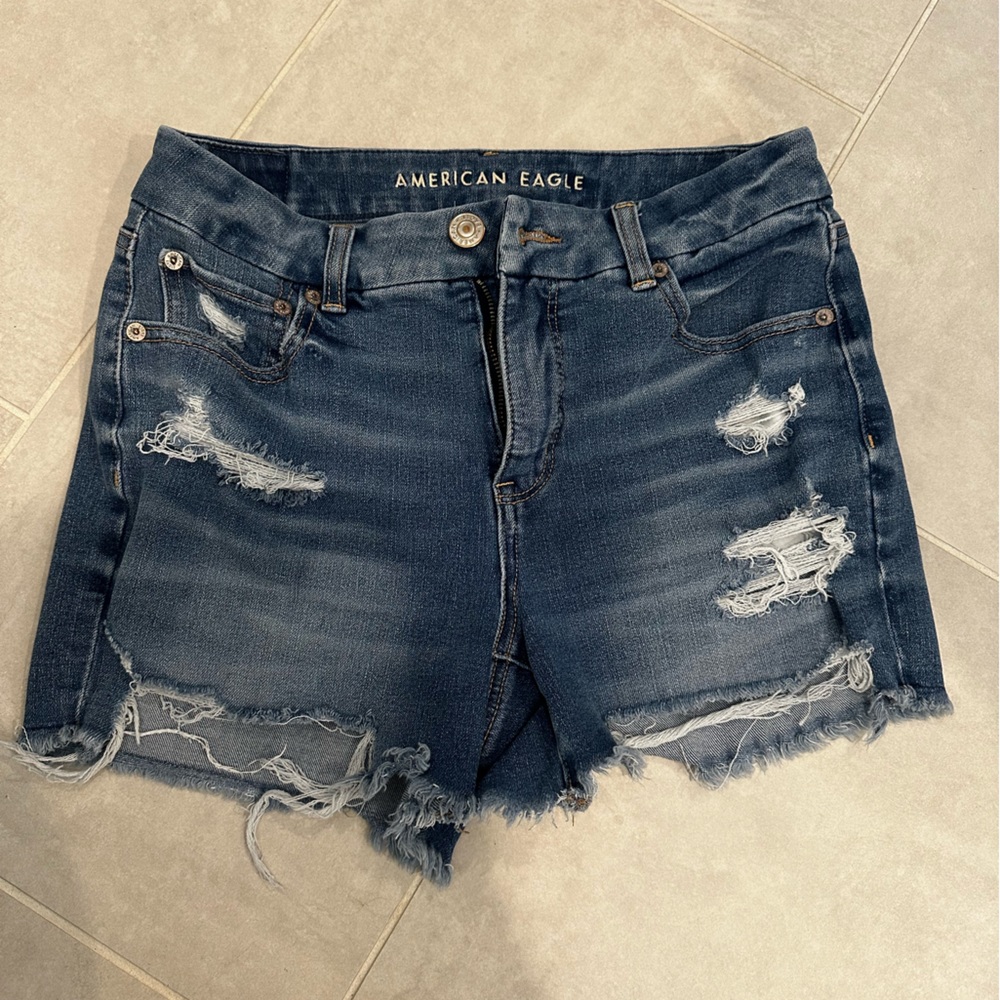 American Eagle size 8 shorts